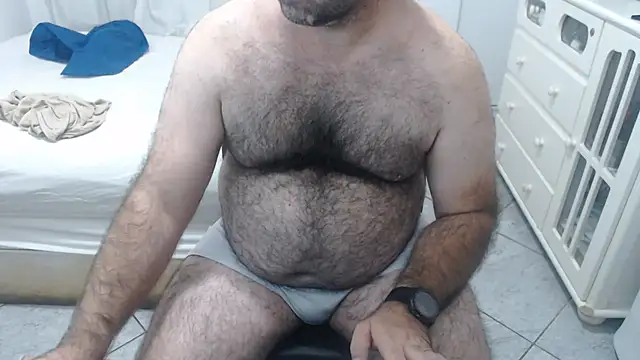 MysterBearMG's Live XXX Chat