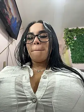 Naatalia Live XXX-chat