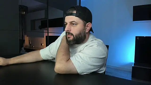 DravenPeak's Live XXX Chat