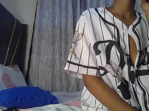 Chat XXX ao vivo de Fl0wrs_