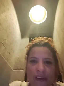Cataleya_16 Adlı Modelin Canlı XXX Sohbeti