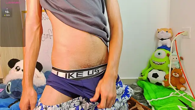 Ely_king Chat XXX in diretta