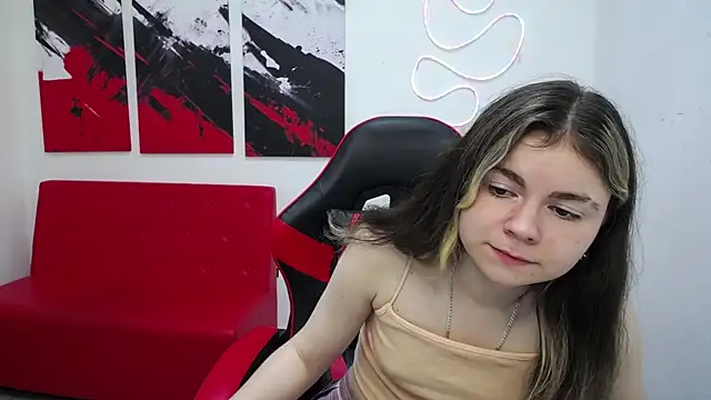 Chatroom XXX en direct de TinaRedly