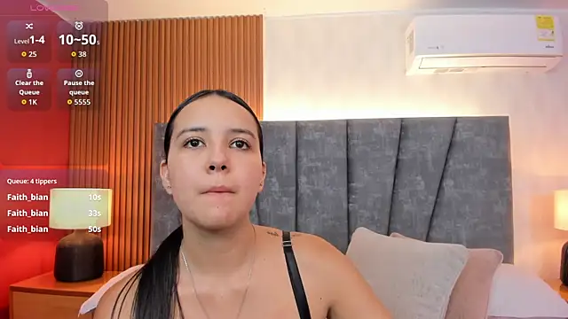 Chatroom XXX en direct de Kandy_doll