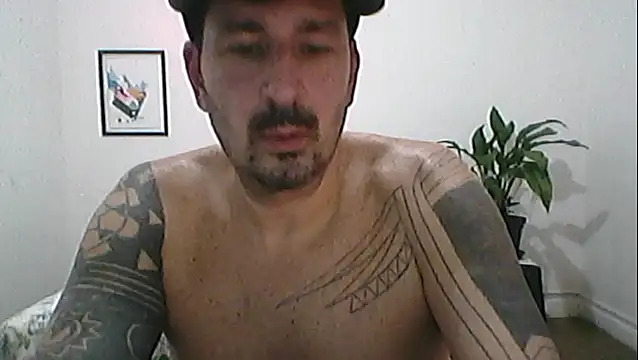 DaddyCloudLatin élő XXX-chatje