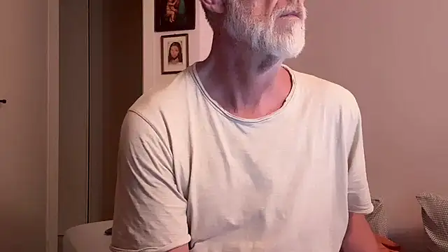 PierPesaroX Chat XXX live