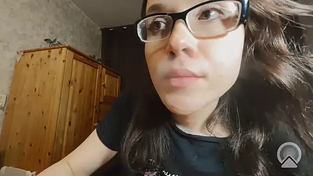 RachelSav's Webcam Show