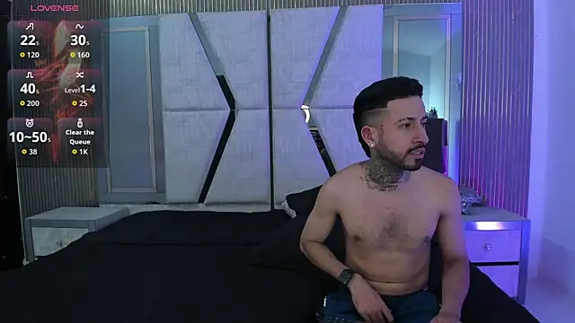 StevenAndLauran Live XXX chat