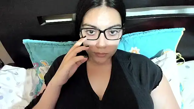Chatroom XXX en direct de roniewester
