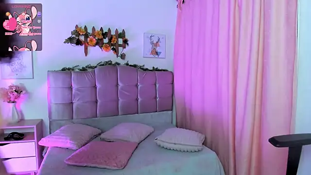 Chat XXX en directo de ChloeJohnsoon