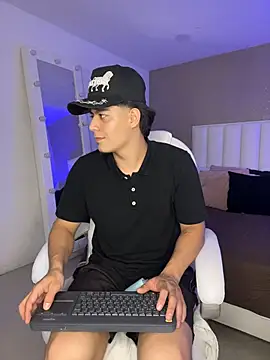 MaxCruz_ 라이브 XXX 채팅