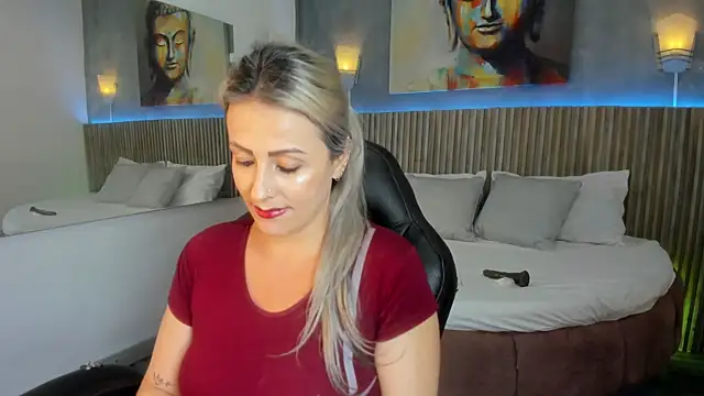 emma_fox84 live XXX chat