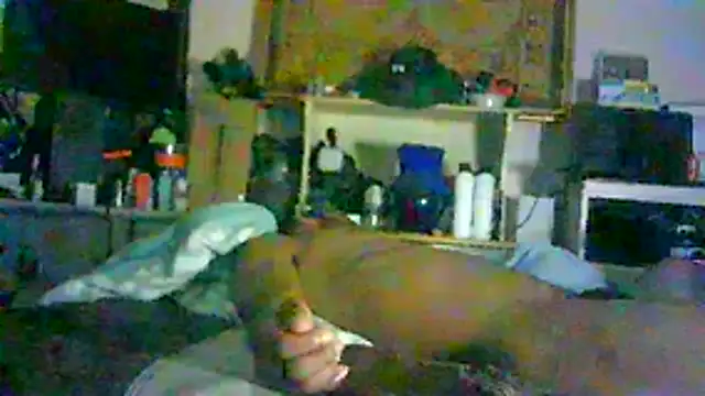 XXX chat uživo modela CR3M3_FIR3
