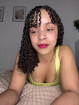 Yasmin777_'s Live XXX Chat