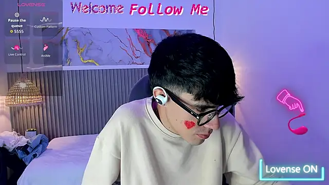 Dyla_n18's Live XXX Chat