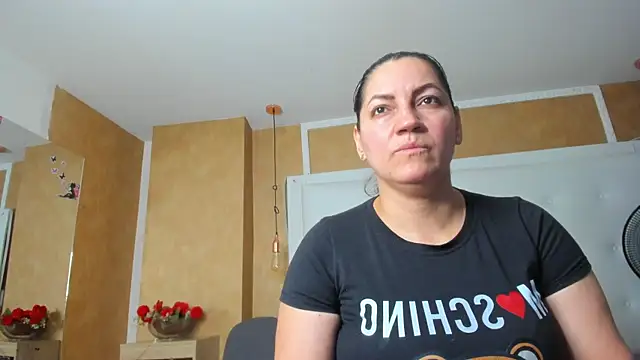 Heidy_milf Live XXX-Chat