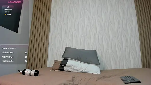 zarablaze03's Live XXX Chat