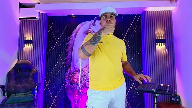 Iam_Josue- Webcam show
