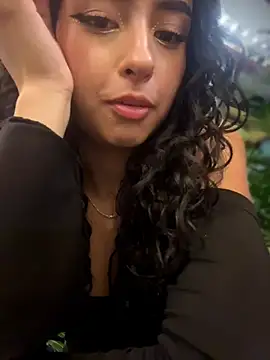 RosseMelody's Live XXX Chat