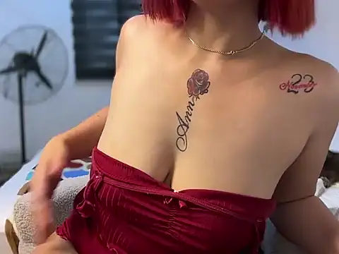 XXX chat uživo modela _maryxxx