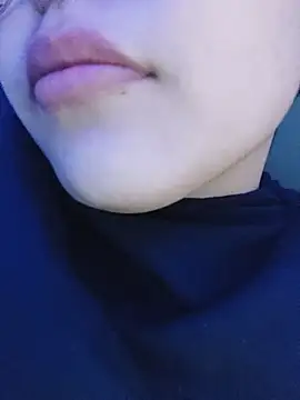 Elinaax's Live XXX Chat