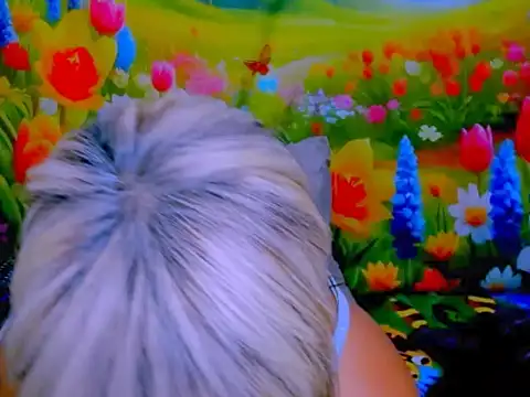indianroxy's Live XXX Chat