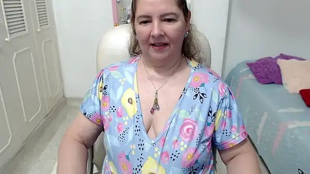 leonela_69n Live XXX chat