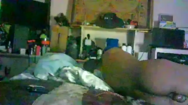 CR3M3_FIR3's Live XXX Chat