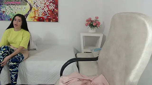 tania_sweet__ Adlı Modelin Canlı XXX Sohbeti
