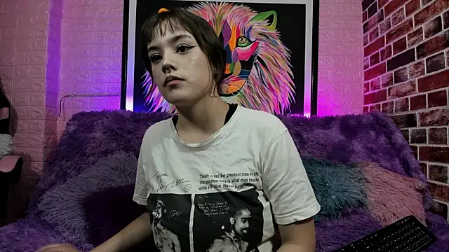 Chat XXX en directo de Charlotte_Roldan