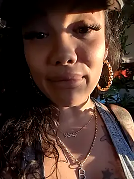 Av3ryyBe3's Live XXX Chat