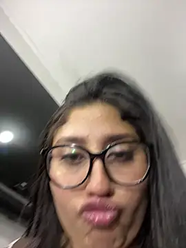 croftsmila's Live XXX Chat