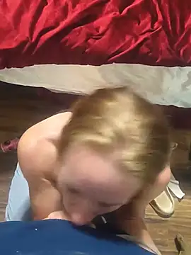 redslovestofuck Show Webcam
