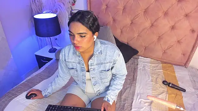 Catalleya_flower – Live XXX-chat