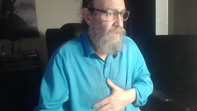 Uncle_Hottie Live XXX-chat