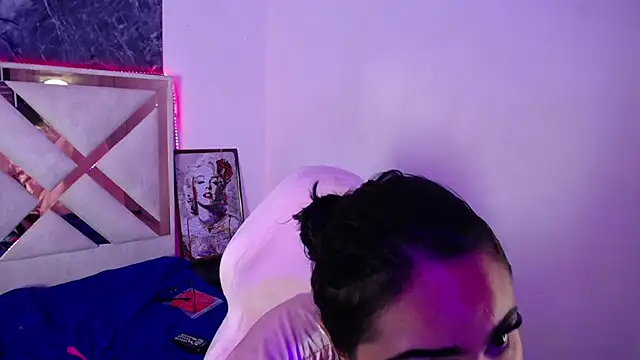 Chatroom XXX en direct de sweetbloomcs