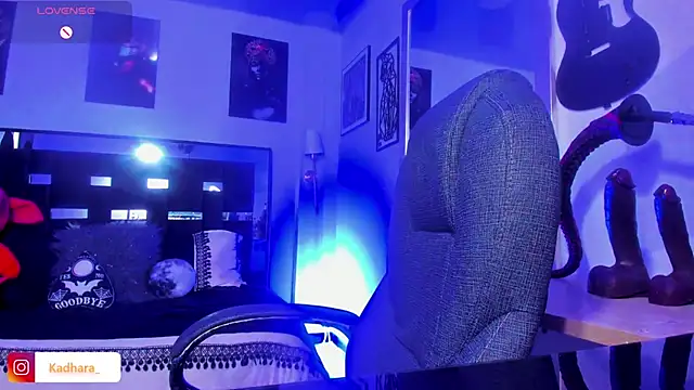 Kadarah 라이브 XXX 채팅