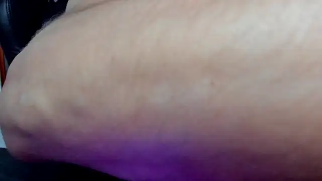Tommy_BredのライブXXXチャット