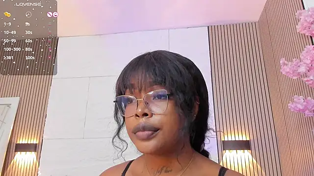 Chat +18 de MadisonLopezx ao vivo