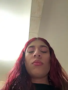 دردشة Cherry_Luna1 الجنسية المباشرة