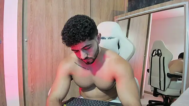 Sala de chat en directo de Thiago_moretti