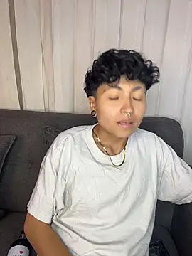 ian_mathias_'s Live XXX Chat