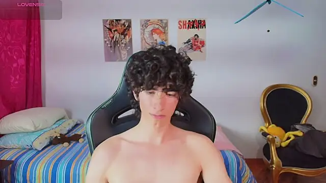 Nude_Boy18's Live XXX Chat