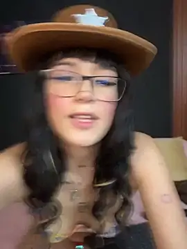 luna_sunflower__'s Live XXX Chat