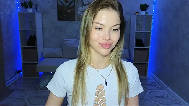 Chat +18 de EmmyMills ao vivo