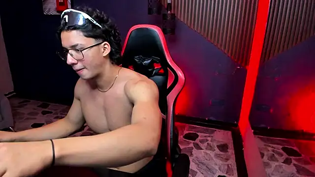 Živý XXX chat Axxel_Muscle