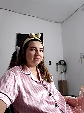 __Emma__11__Lecat_'s Live XXX Chat