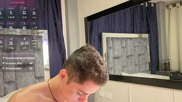 LeoMonnroe's Live XXX Chat