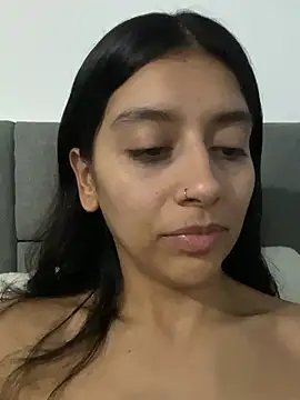 צ'אט XXX בשידור חי של BrittanyDiaz