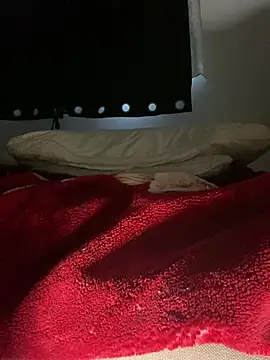 XXX chat uživo modela GusanoDelicioso